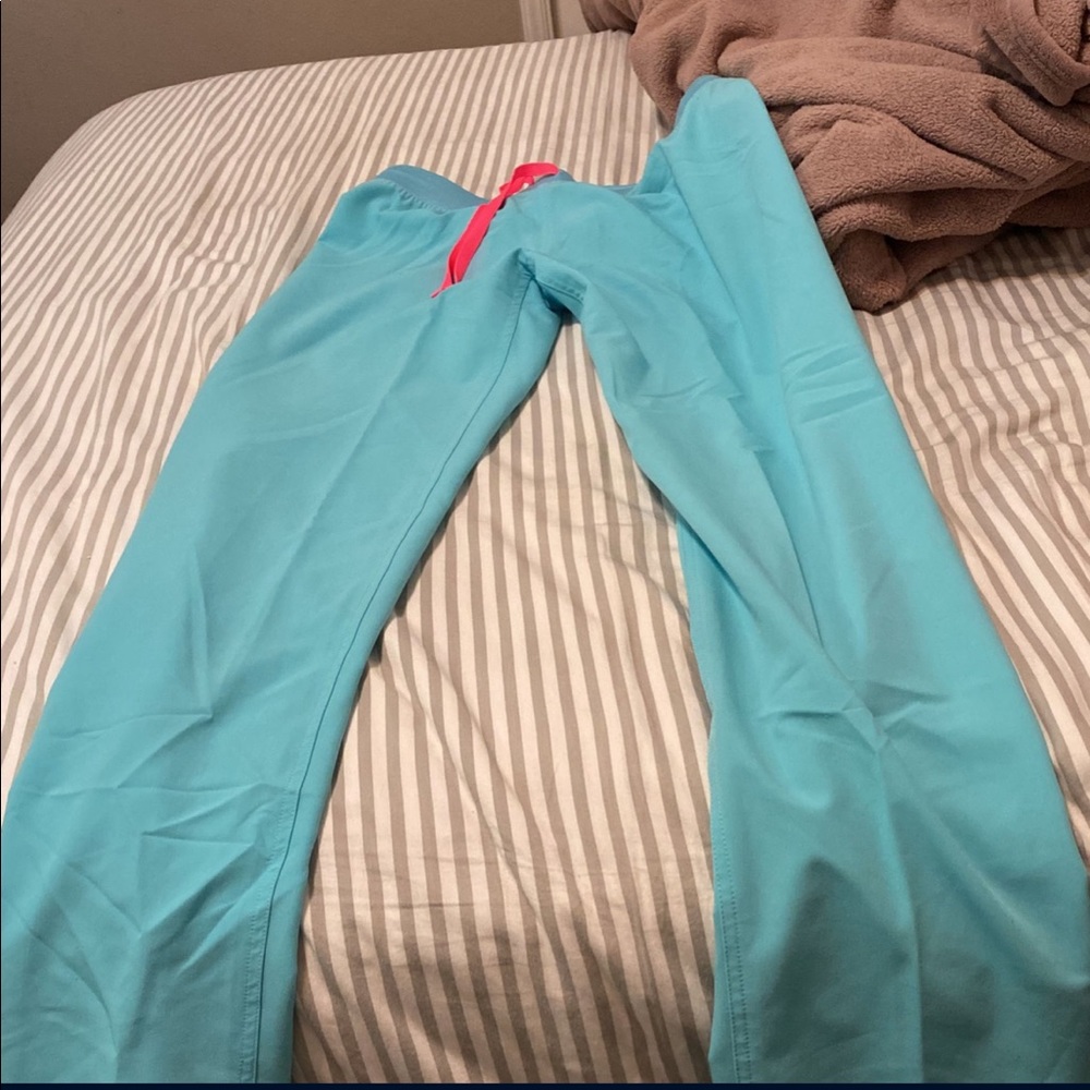 Fig scrub pants